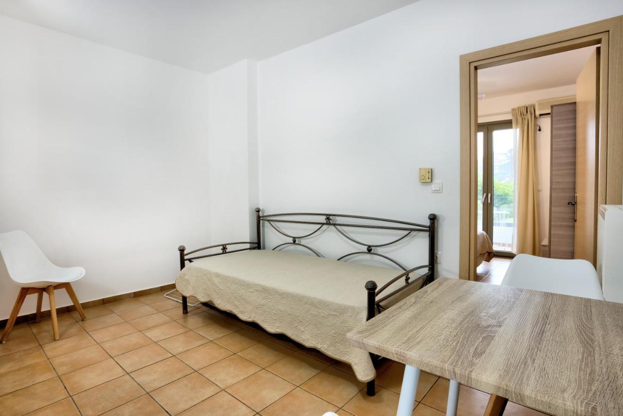 Achilli Apartments Skyros Exterior foto